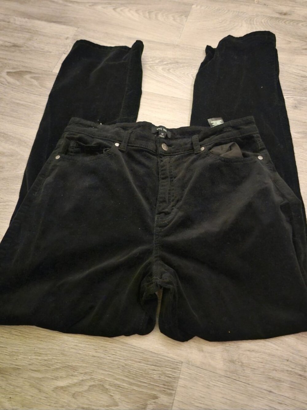 Well Worn Black Corduroy Jeans Women's Size 12 High Rise Straight Leg Style EUC
